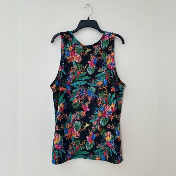 On The Byas Men's Tropical Floral Print Jersey Size Large Excellent Cond… - Picture 2 of 5